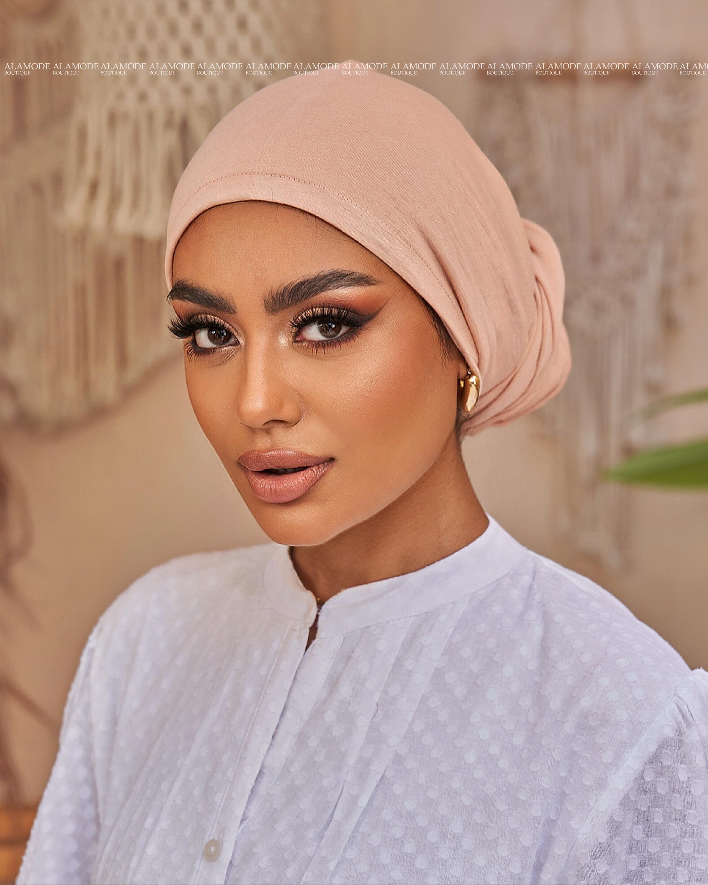 Nude Back Twist