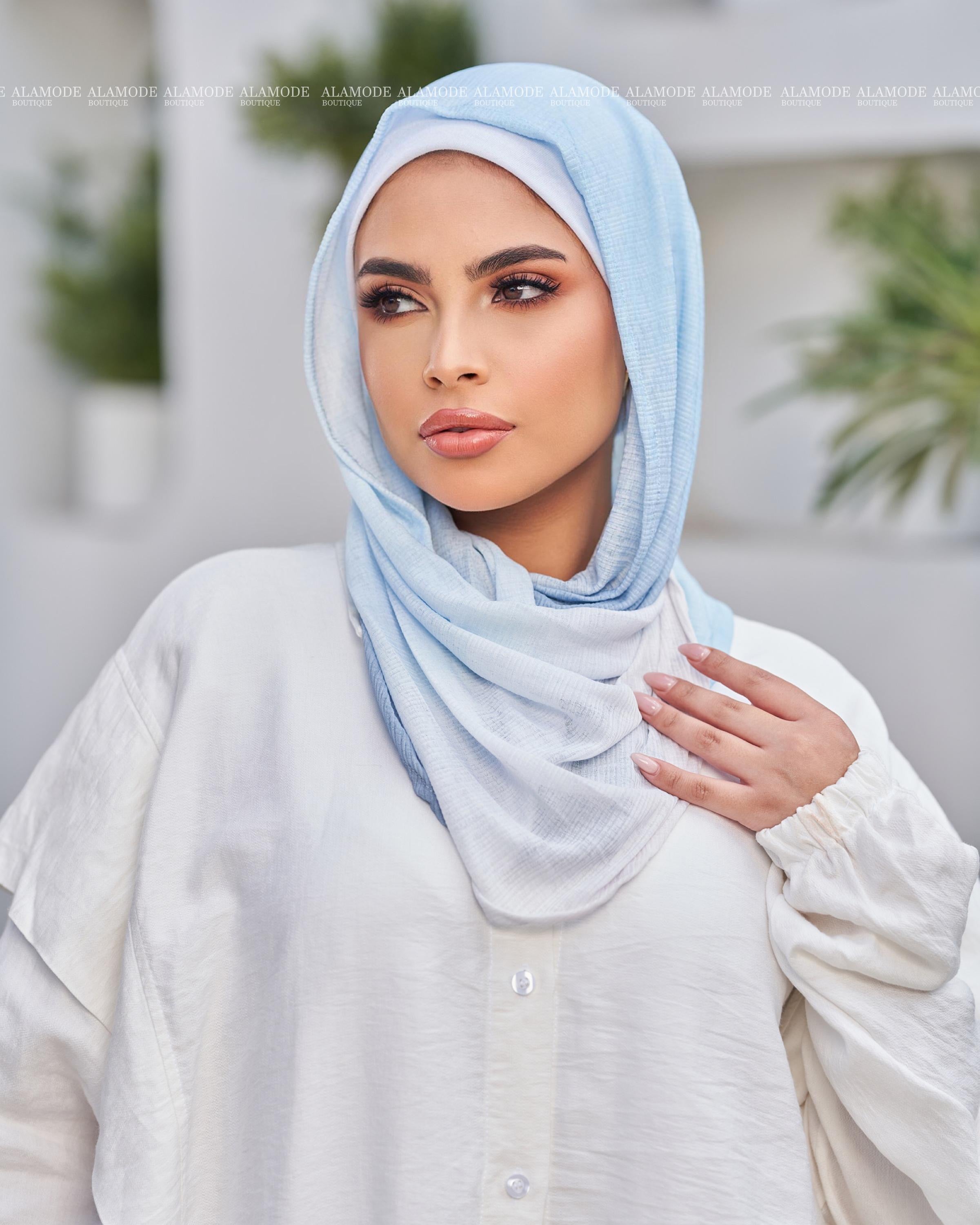 Baby Blue Gradient Easy Scarf