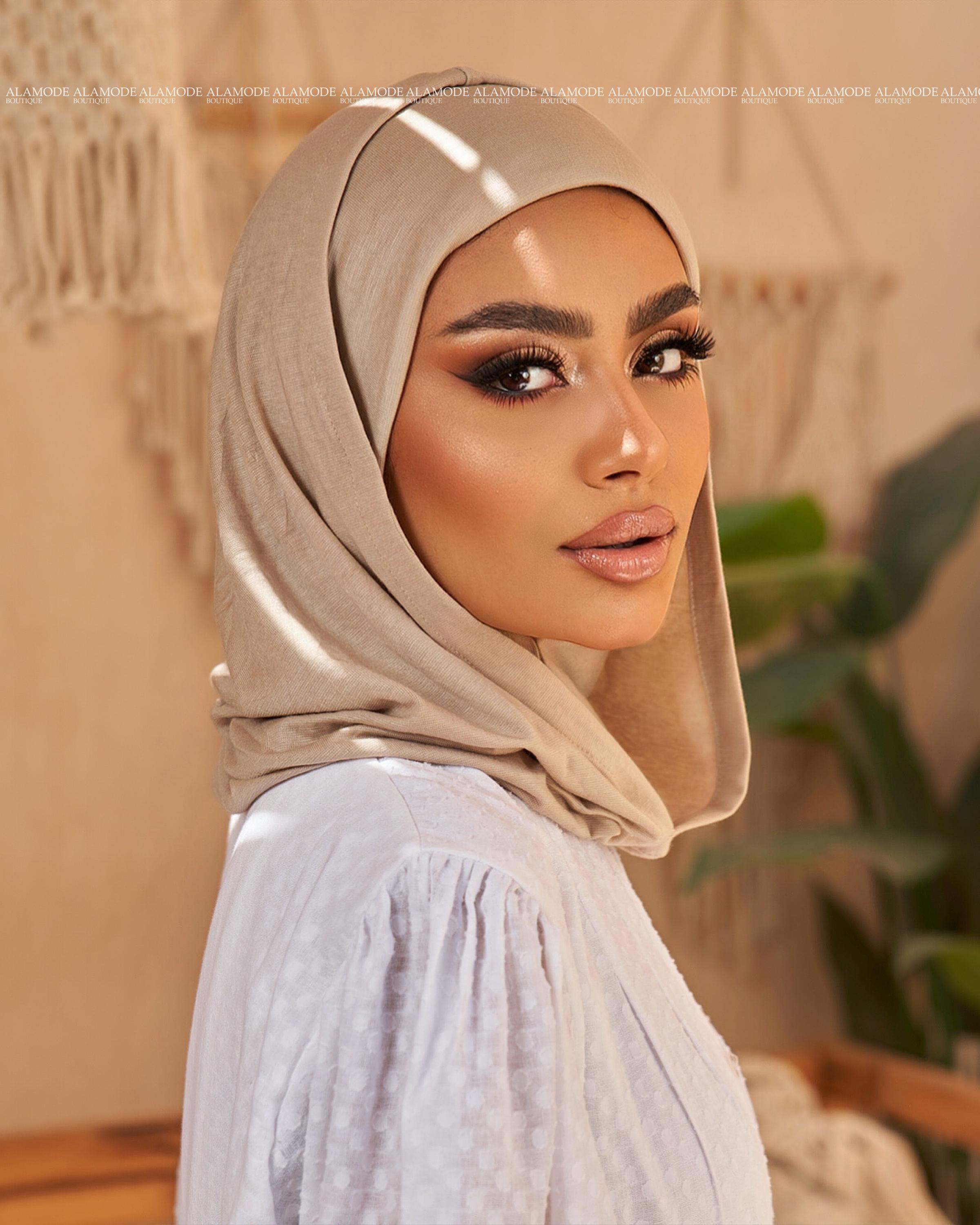 Beige Easy On