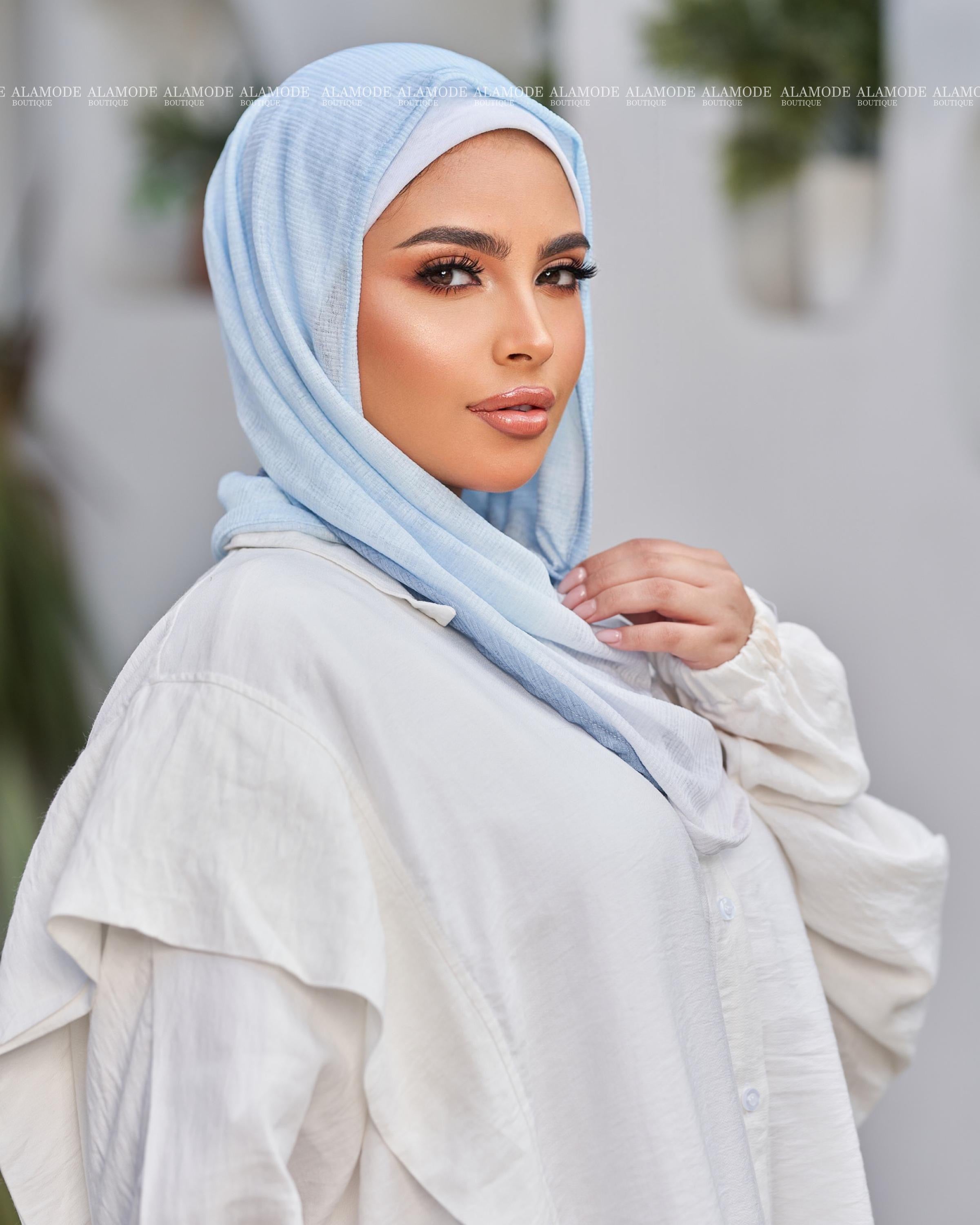 Baby Blue Gradient Easy Scarf