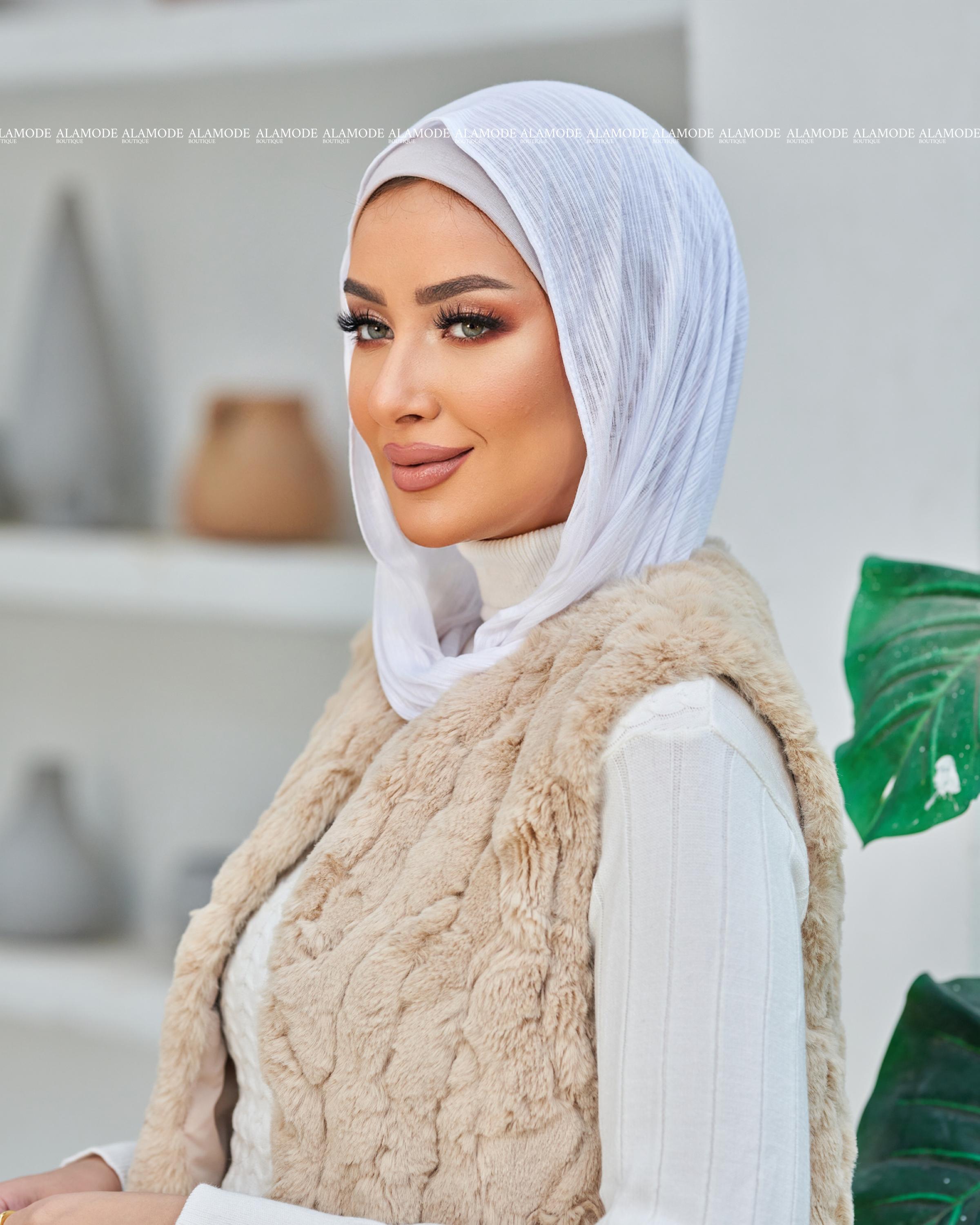 Easy Scarf (2017)