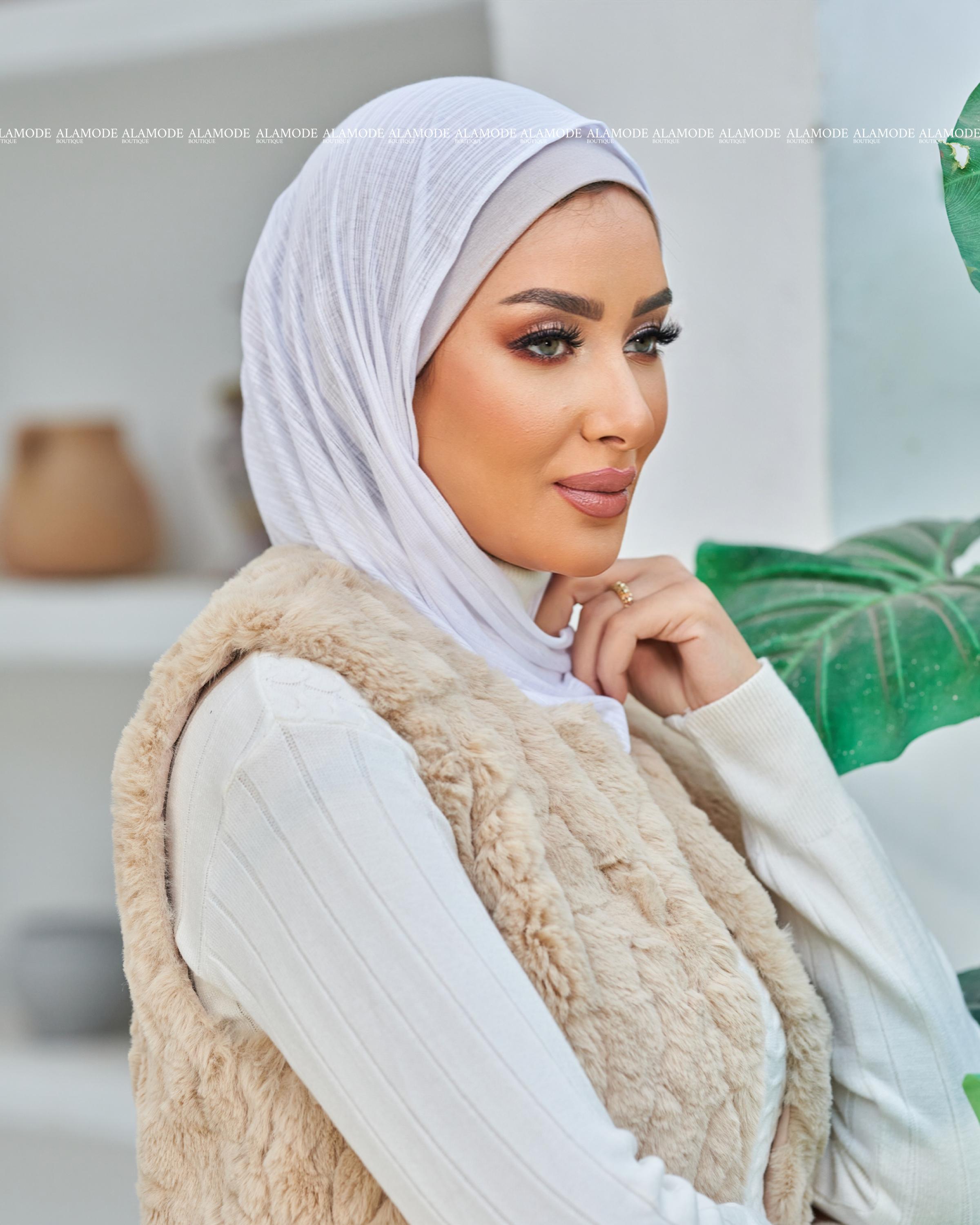 Easy Scarf (2017)