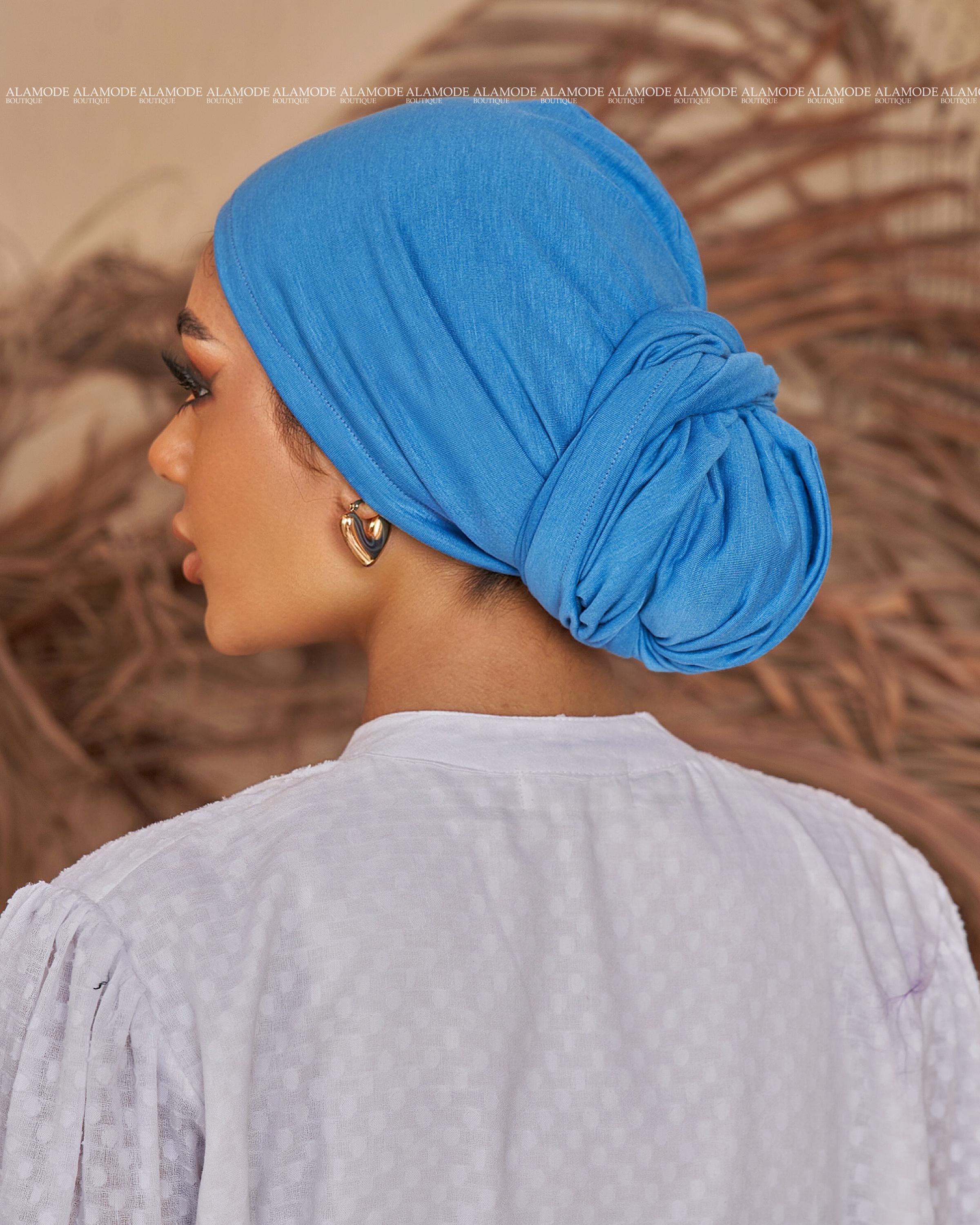 Turquoise Back Twist