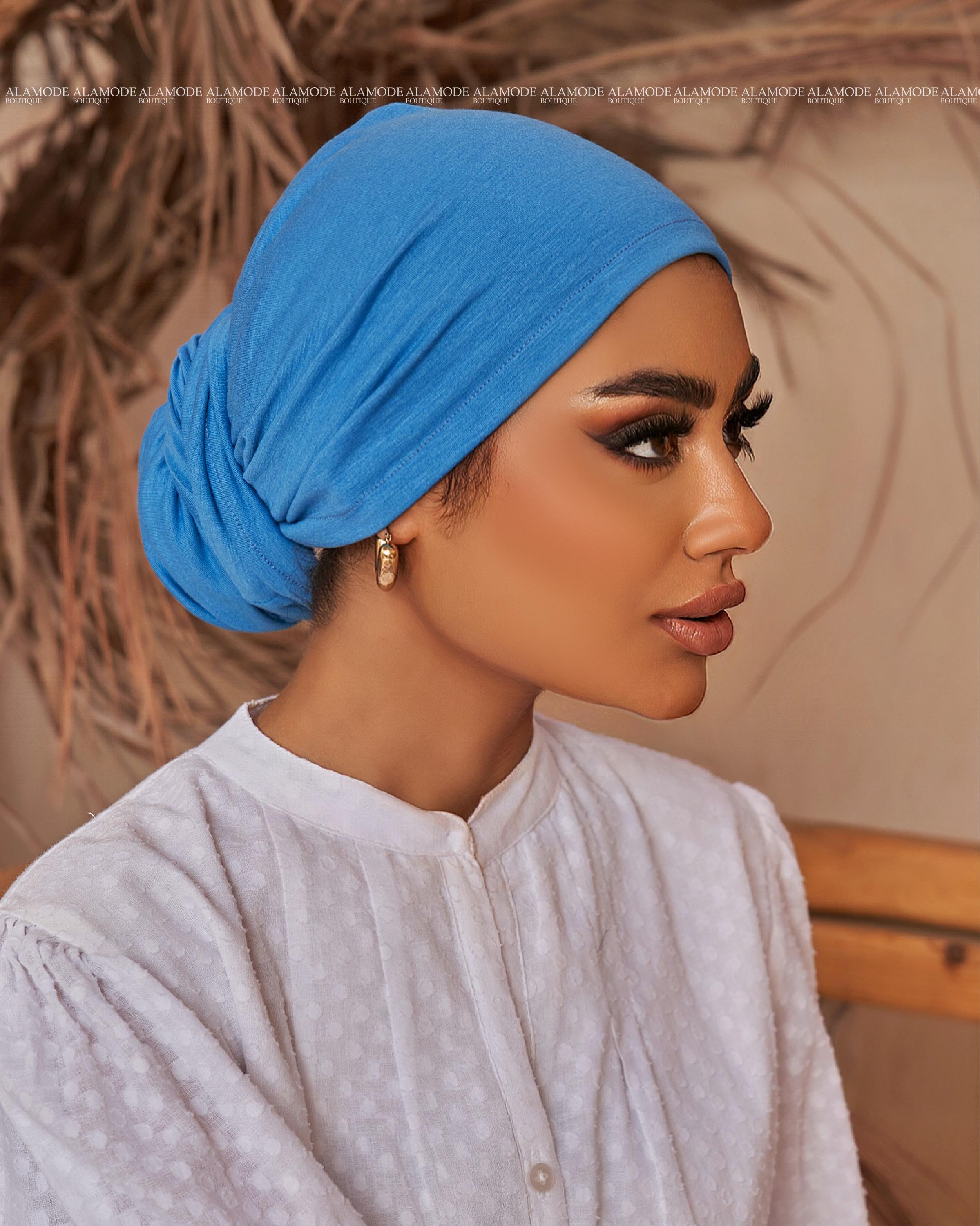 Turquoise Back Twist