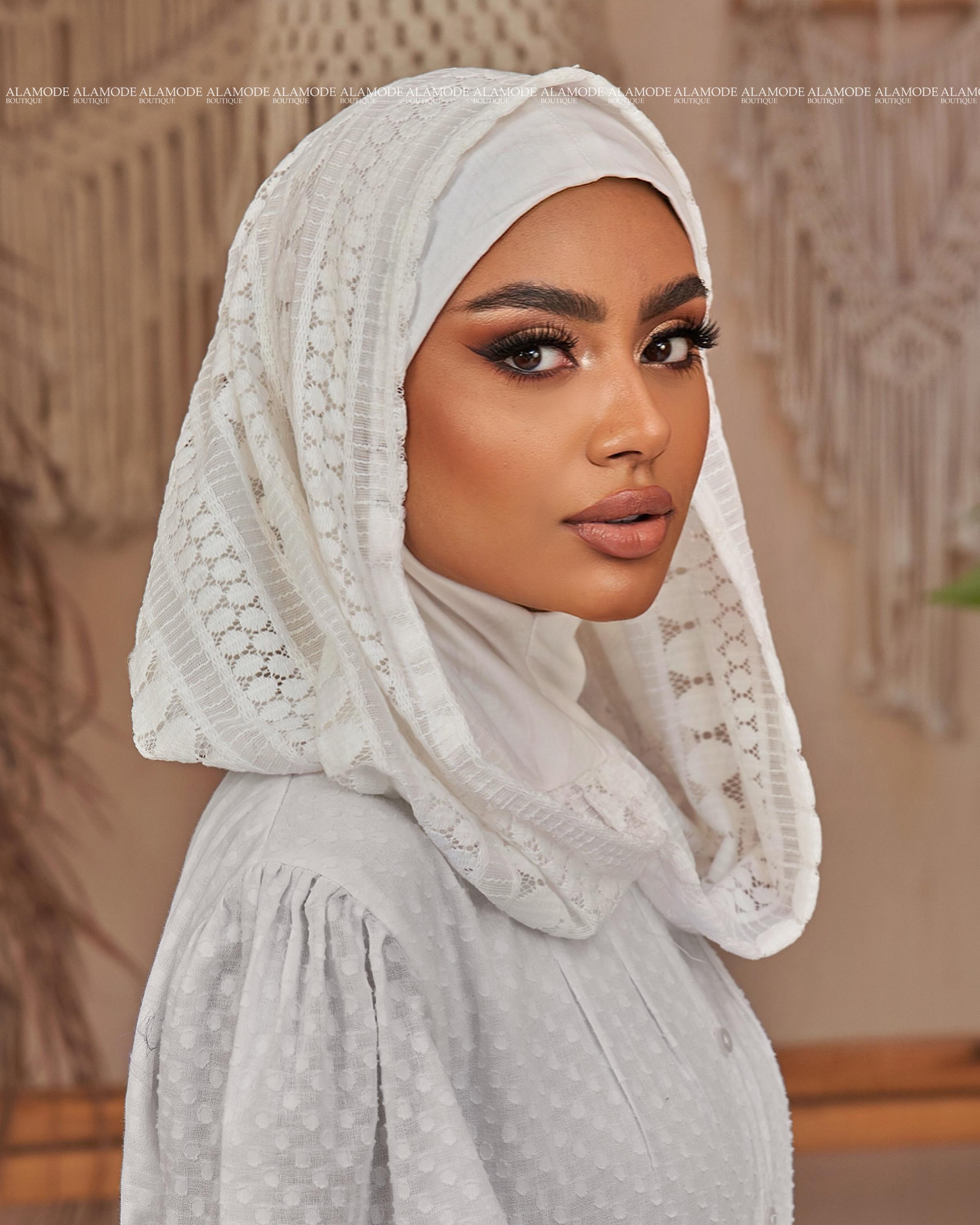Lace Easy On