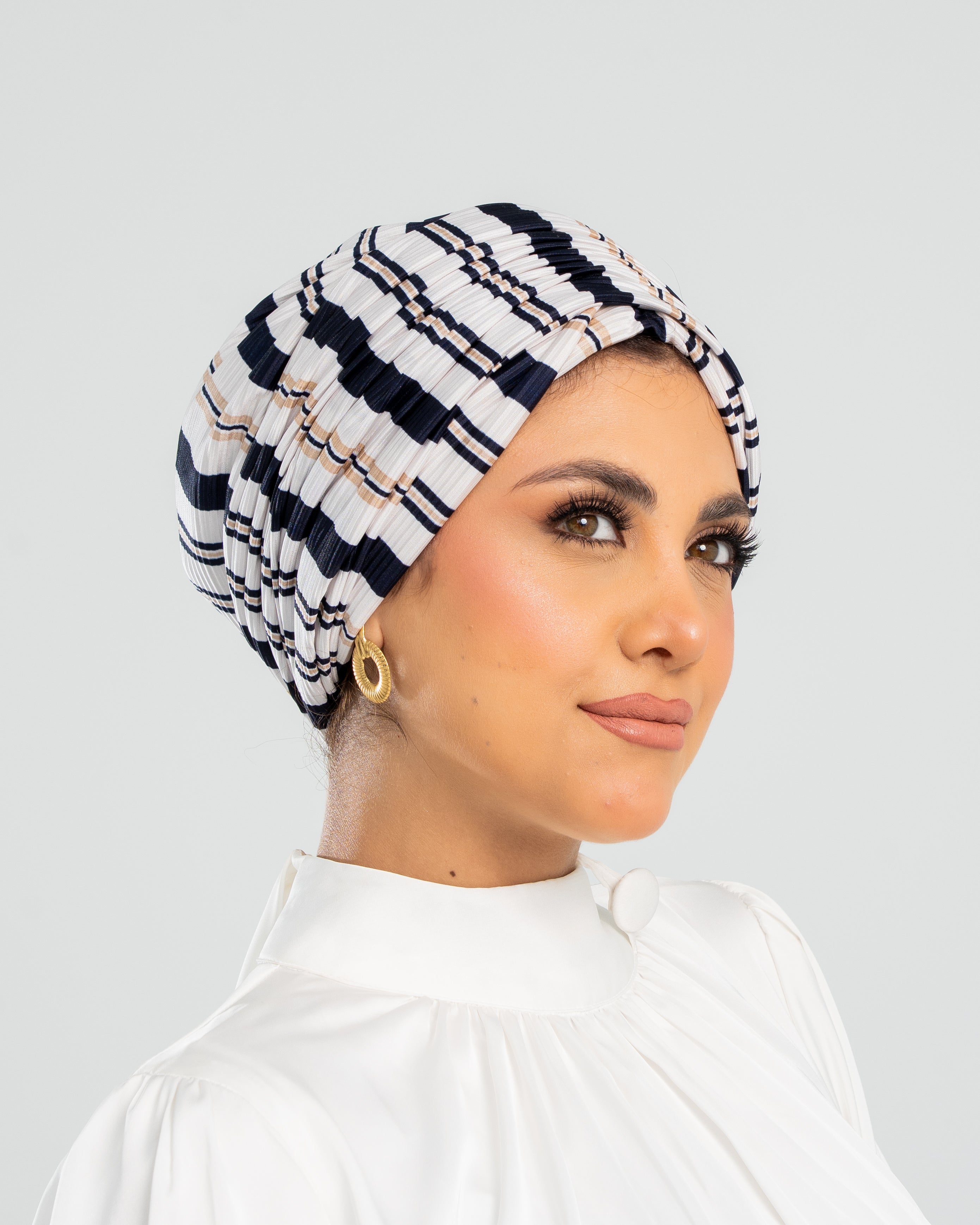 Linked Drapped (2606)
