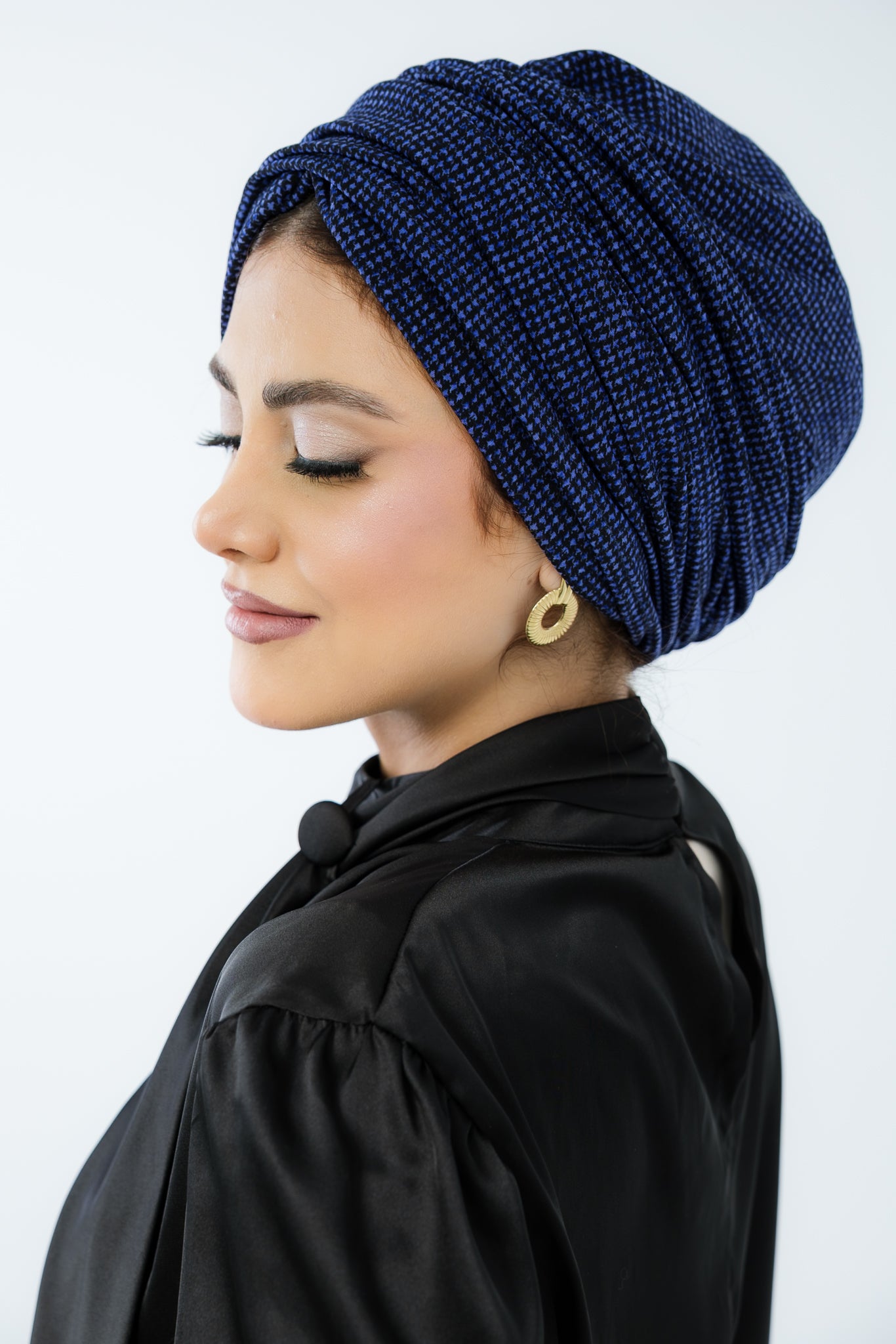 Linked Draped (2824)