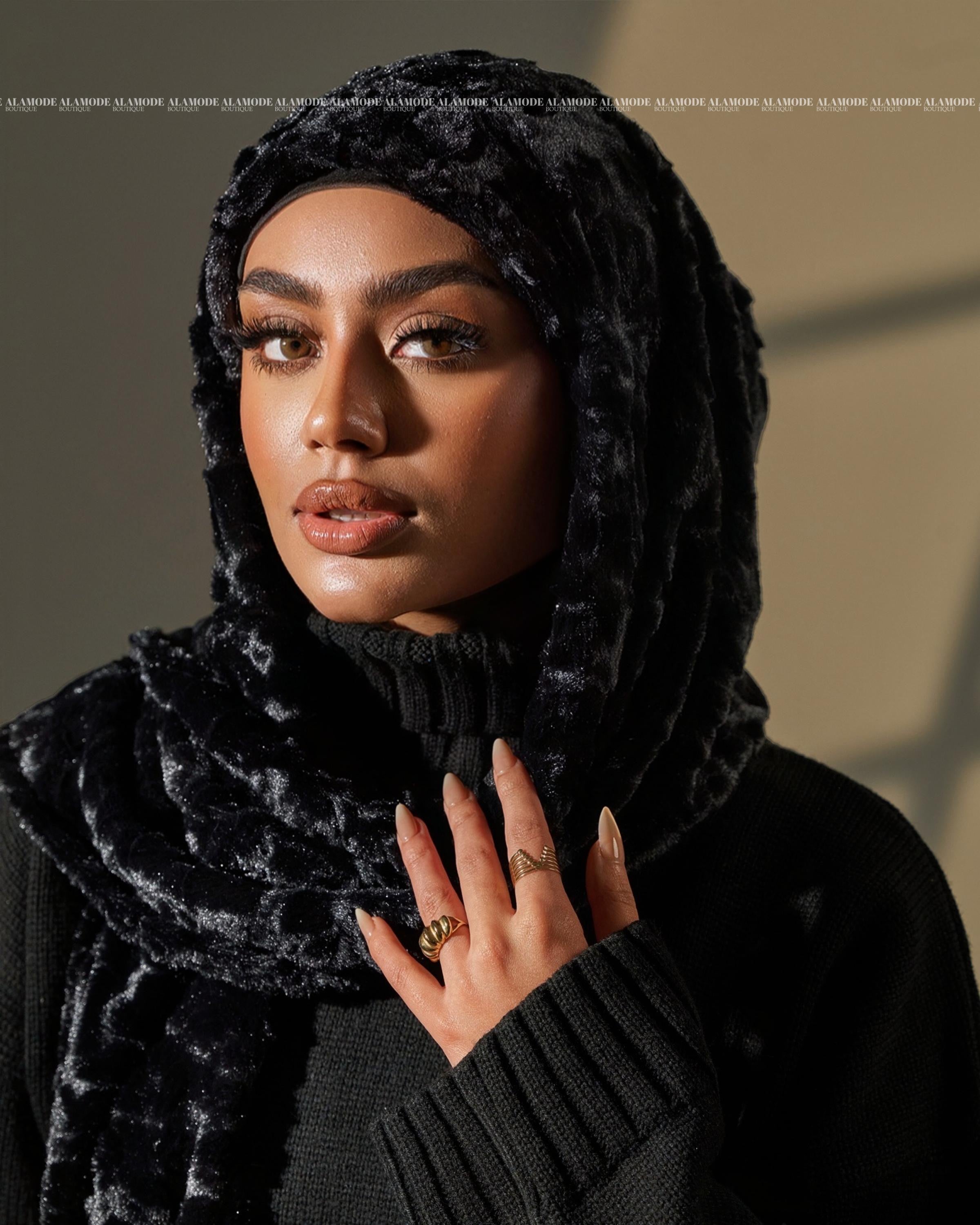 Capichon Scarf (2459)