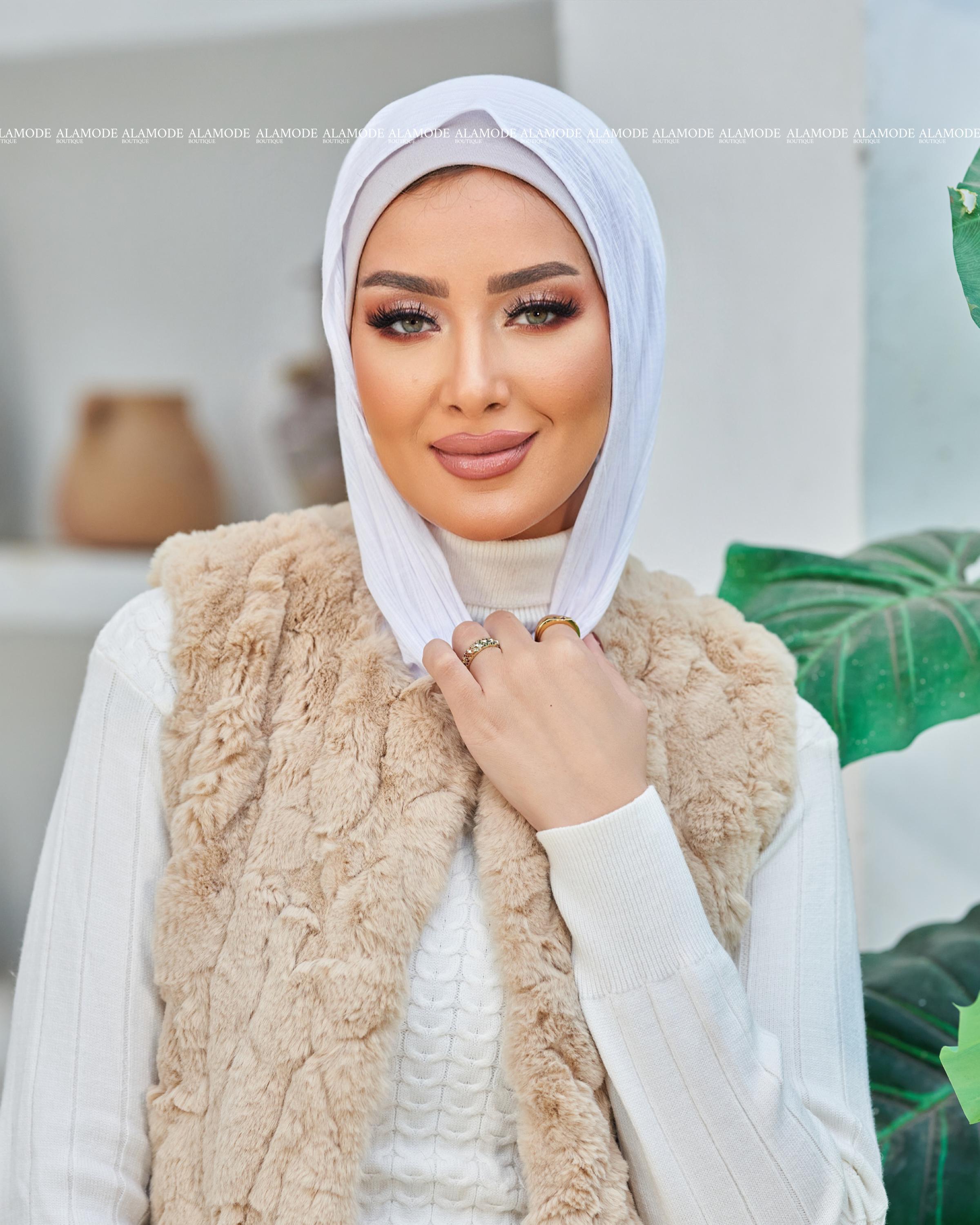 Easy Scarf (2017)