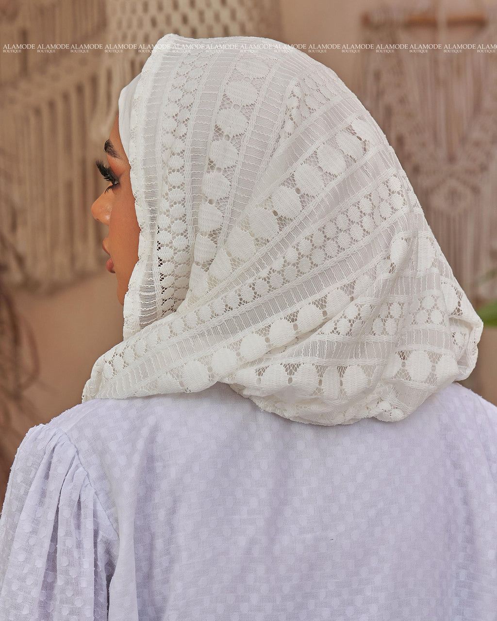 Lace Easy On