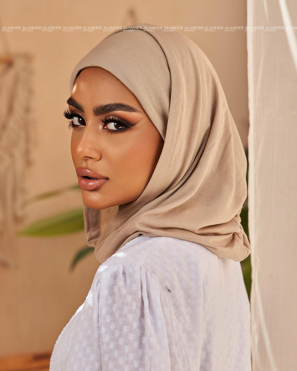 Beige Easy On